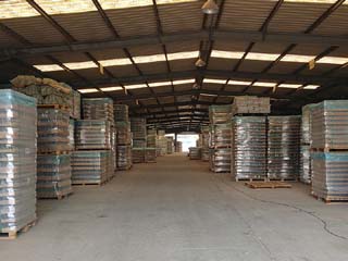 酒（jiǔ）瓶廠家內部環境（jìng）一覽