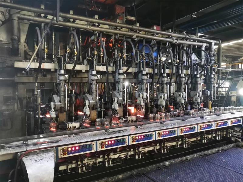 玻璃瓶生產廠家案（àn）例